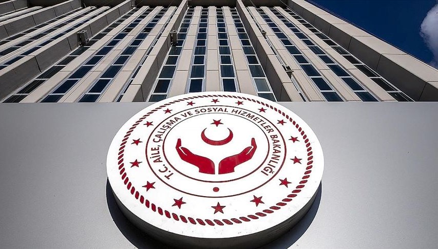 aile ve sosyal hizmetler bakanligi gorevde yukselme ve unvan degisikligi sozlu sinavi saatinde degisiklik fV7gHEAe.jpg