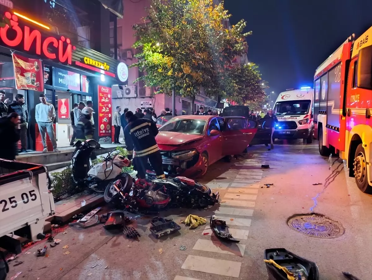 cerkezkoyde zincirleme kaza 3 yarali rrM4luIa.jpg