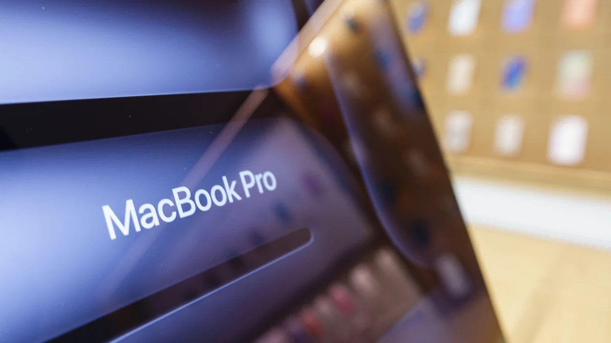 Dokunmatik MacBook Pro yolda: iPad ve Mac deneyimi birleşiyor