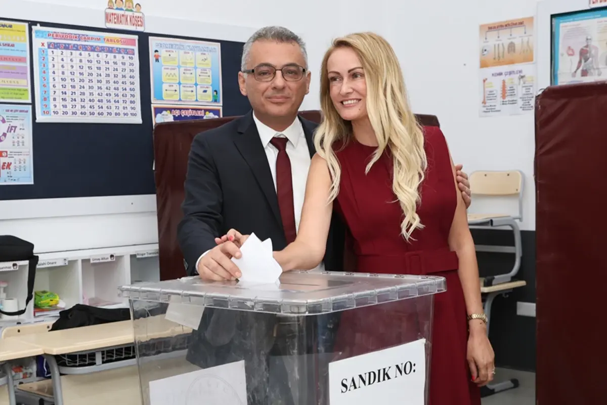 kktcde secimi erhurmanin kazanmasi yunan ve rum basini sevince bogdu qCnYUJdc.jpg