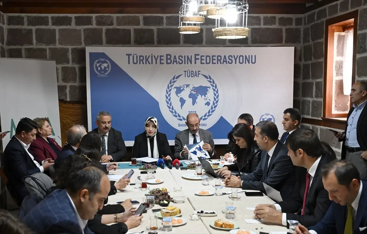 yeni anayasa cagrisi zfZQShVe.jpg