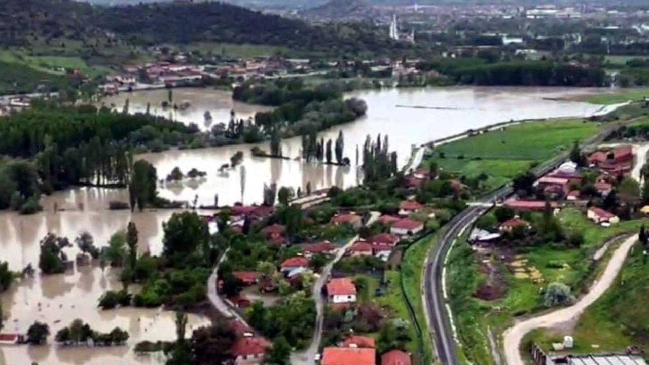 Tokat’ta Taşkın Riski: 15 Mahalle ve 7 Köy İçin Tahliye Uyarısı